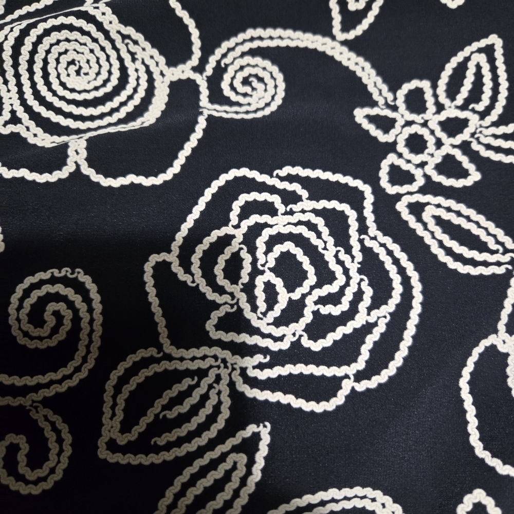NWT, SJS Froral Black And Cream Skirt. Sz M - Picture 4 of 6